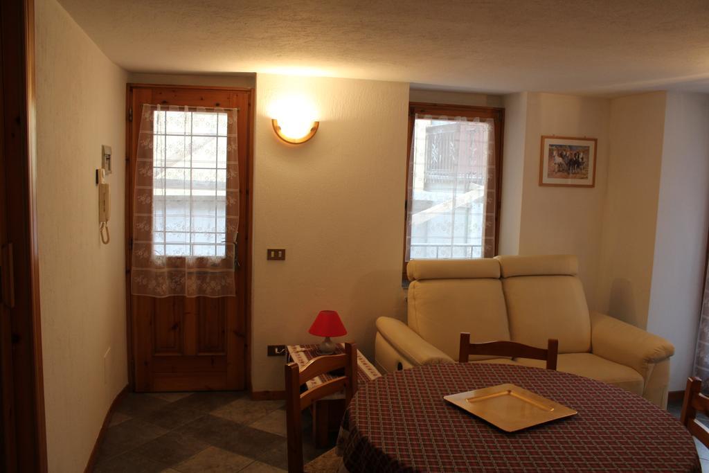 In Perfetto Stile Valdostano Apartment Saint-Vincent Exterior photo