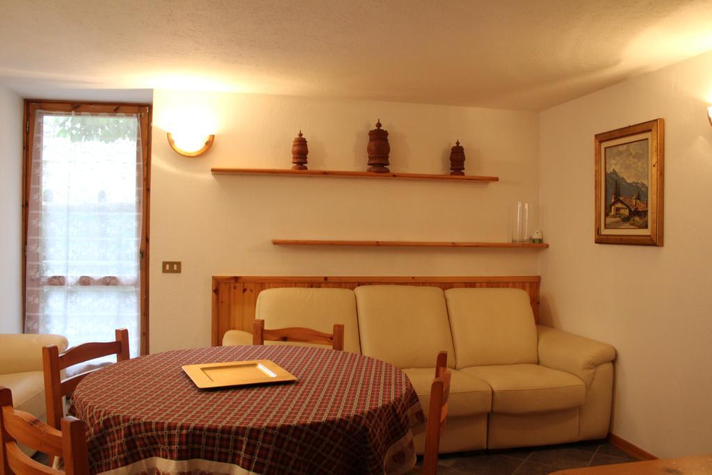 In Perfetto Stile Valdostano Apartment Saint-Vincent Exterior photo